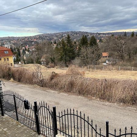 Malibu Apartman Miskolc Exterior foto